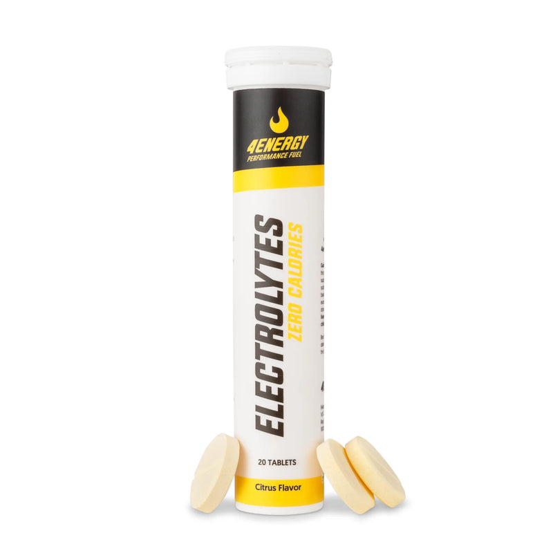 4Energy Electrolytes - 20 Brausetabletten Zitrusgeschmack, weiße Tube mit gelb-schwarzem vertikalem Etikett auf weißem Hintergrund.